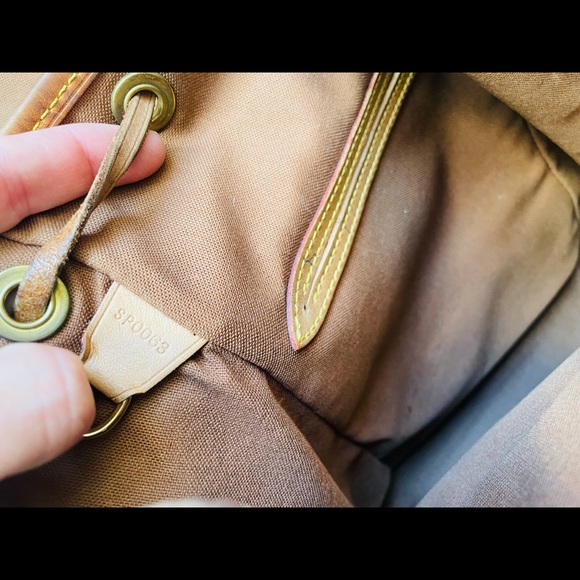 Authentic vintage Louis Vuitton Backpack montsouris - Picture 16 of 16